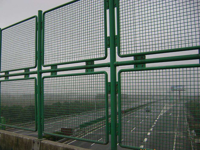 桥梁护栏网1